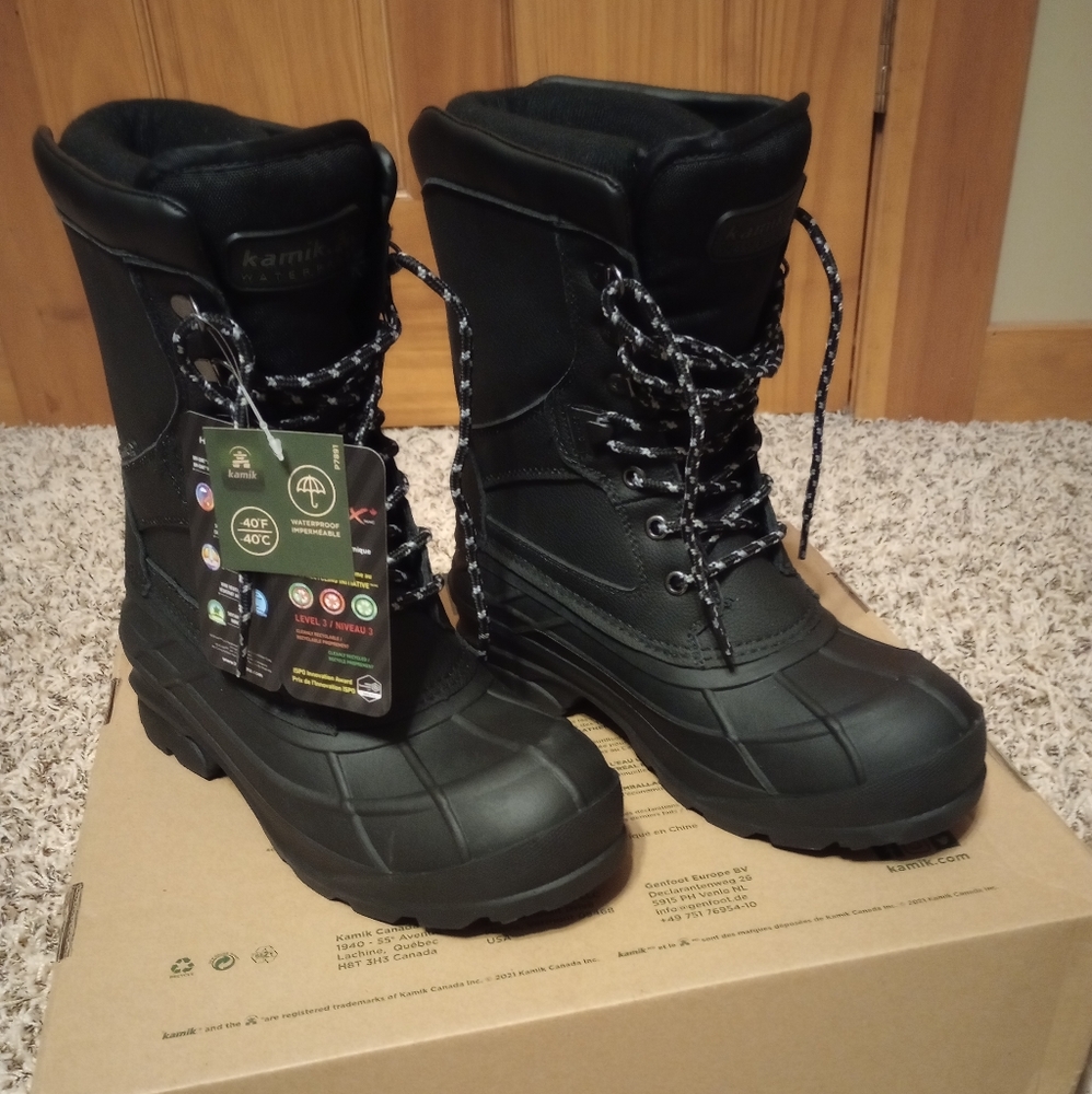 Women's Kamik Nation Pro winter boots.  Size 7.
